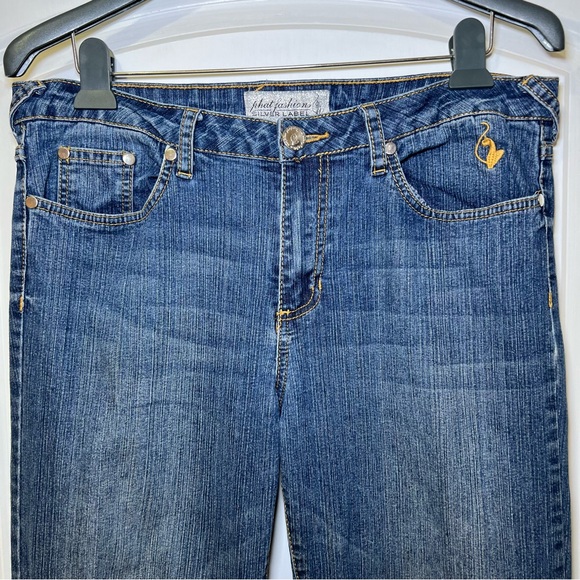 Phat Fashions Women's Dark Wash Distressed Stretchy Denim Blue Jeans Size 15 - Picture 2 of 11